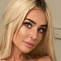 Ashley Wolf Desnuda