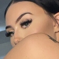 Auhneesh Nicole Desnuda