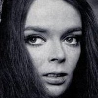 Barbara Steele Desnuda