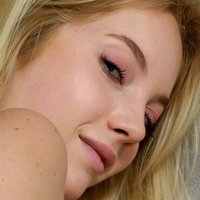 Bella Spark Desnuda
