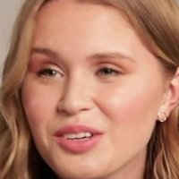 Eliza Scanlen Desnuda