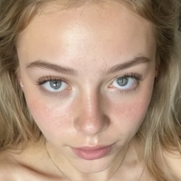 EmilyLaur / amibnw Desnuda