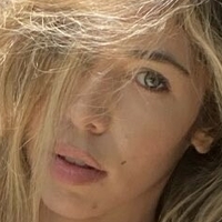 Emmy Corinne Desnuda