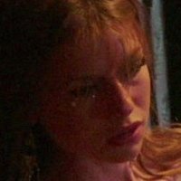 Genevieve Angelson Desnuda