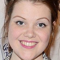 Georgie Henley Desnuda
