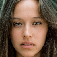 Isabella Mathers Desnuda