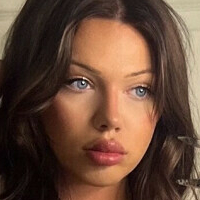 Jade Nyström Desnuda
