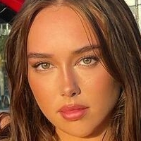 Kam Beahm Desnuda