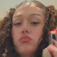 Kameaisweird Desnuda