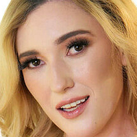 Katie Kinz Desnuda