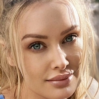 lauraluxfree Desnuda