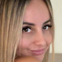 liaataylor Desnuda