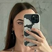 Lola Davis Desnuda