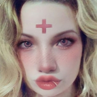 Lucy Barnes Desnuda