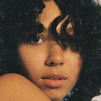 Maia Serena Desnuda