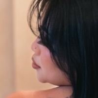 Mee Wang Desnuda