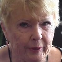 Pat Priest Desnuda
