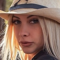 Pauliipau Desnuda