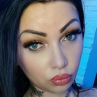 Ruby Deluxe Desnuda