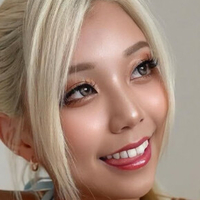 serizawarino305 Desnuda