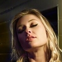 smokingprincessof Desnuda