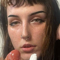 spacey-alien Desnuda