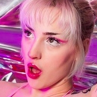 Strawbunnyx0x0 Desnuda