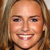 Tania Saulnier Desnuda