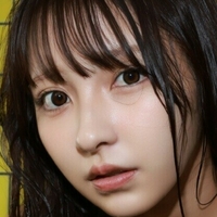 toomi Desnuda