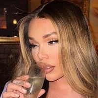 Ts lauren cox Desnuda