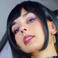 Yukarinpyon Desnuda
